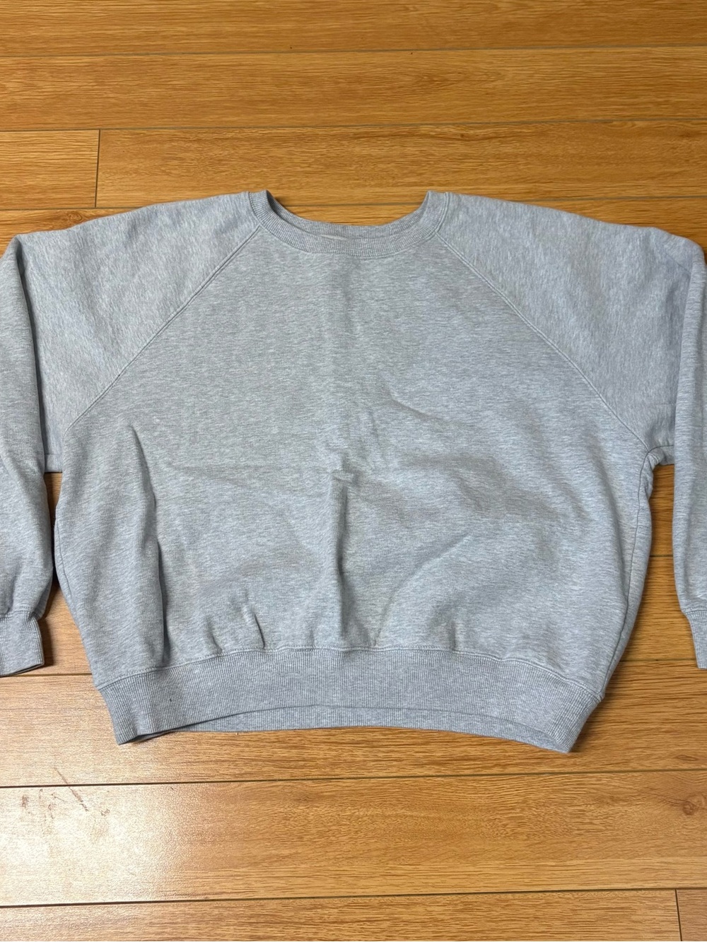 Wilfred Light Gray Crewneck Sweatshirt